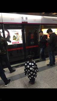 最后一班地铁在线观看,揭秘最后一班地铁的神秘之旅